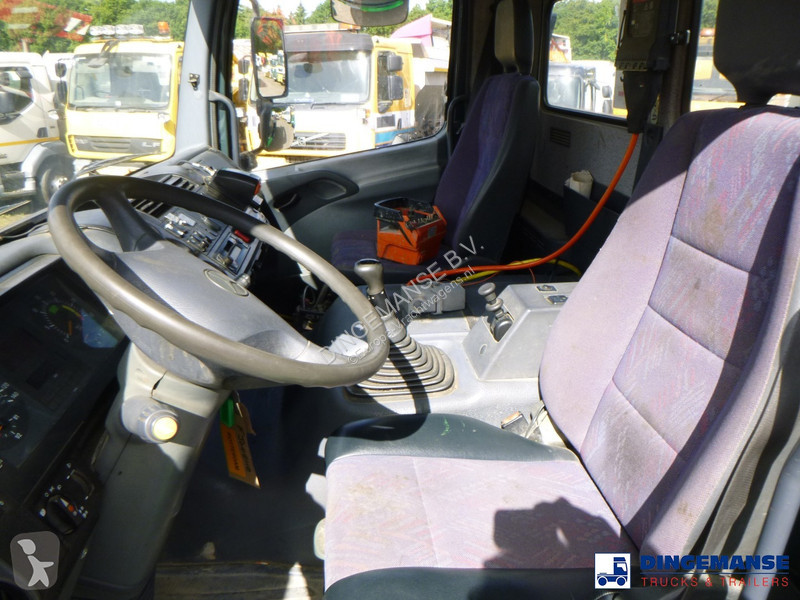 Camion Mercedes 1823 4x2 Putzmeister concrete...