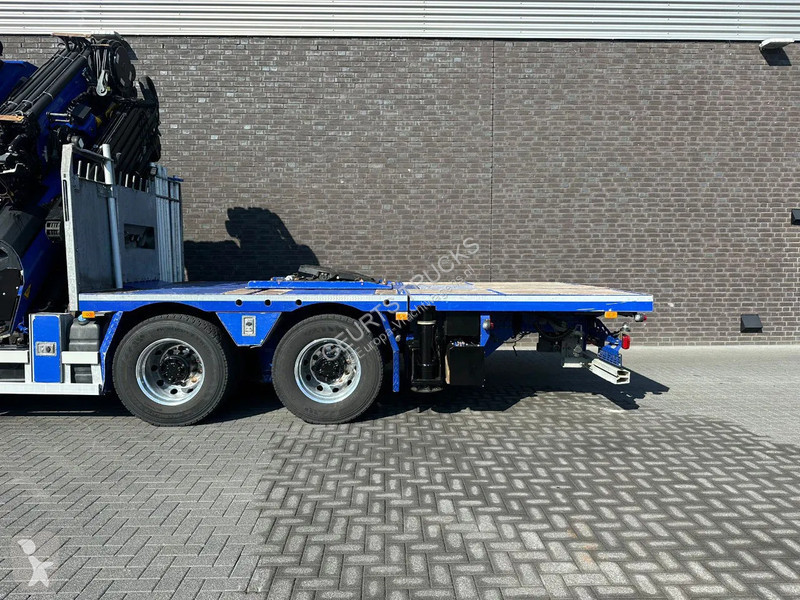 Kamion Volvo 8X4 TREKKER / BAKWAGEN MET...