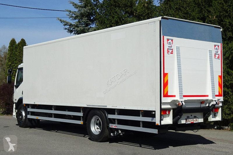 Camion DAF 55220 Euro 5 Kontener 20palet winda...