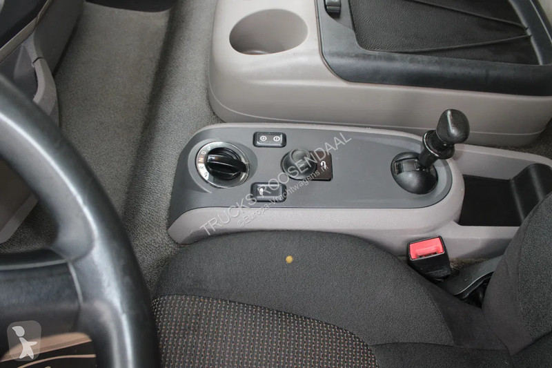 Kamion DAF 210 + EURO 6 + LIFT