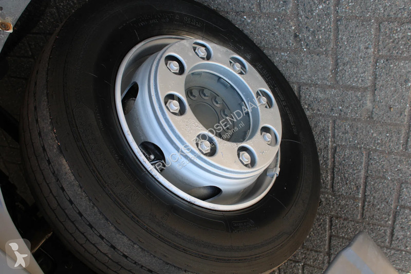 Kamion DAF 210 + EURO 6 + LIFT