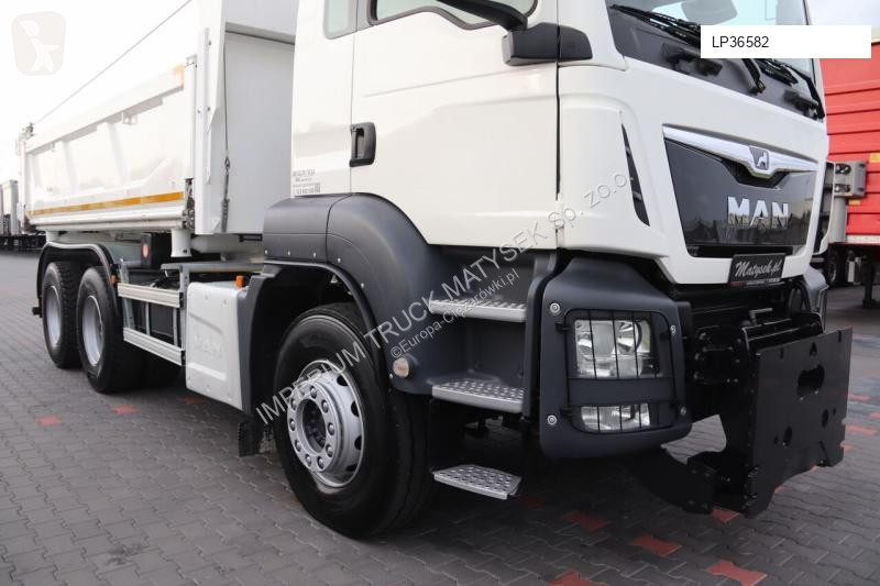Vrachtwagen MAN TGS 26.460