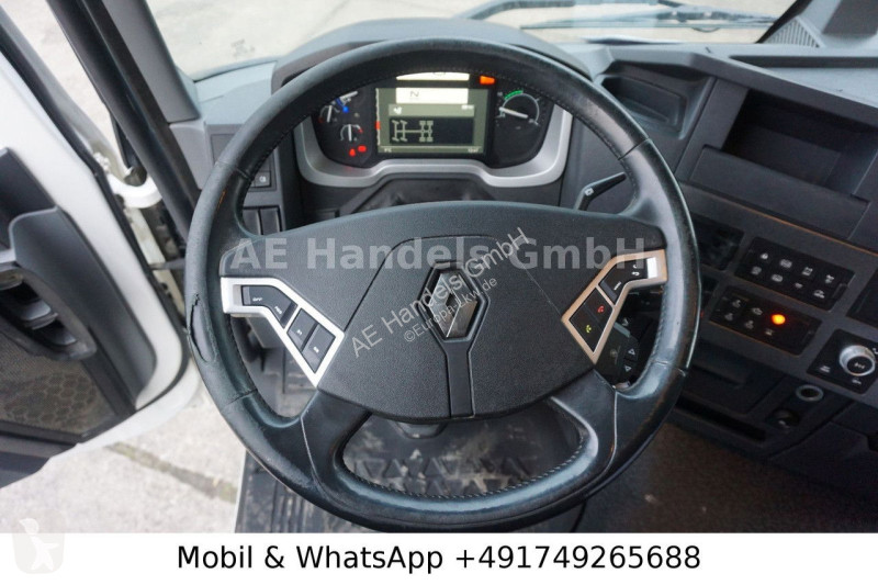 Vrachtwagen Renault C520