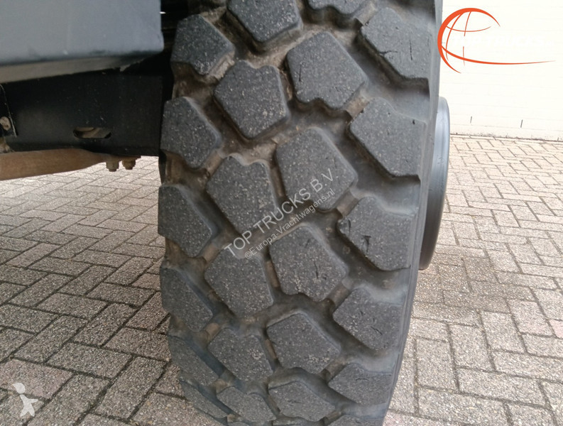 Kamion Unimog U 5000 Mercedes Benz -4x4 - (type...