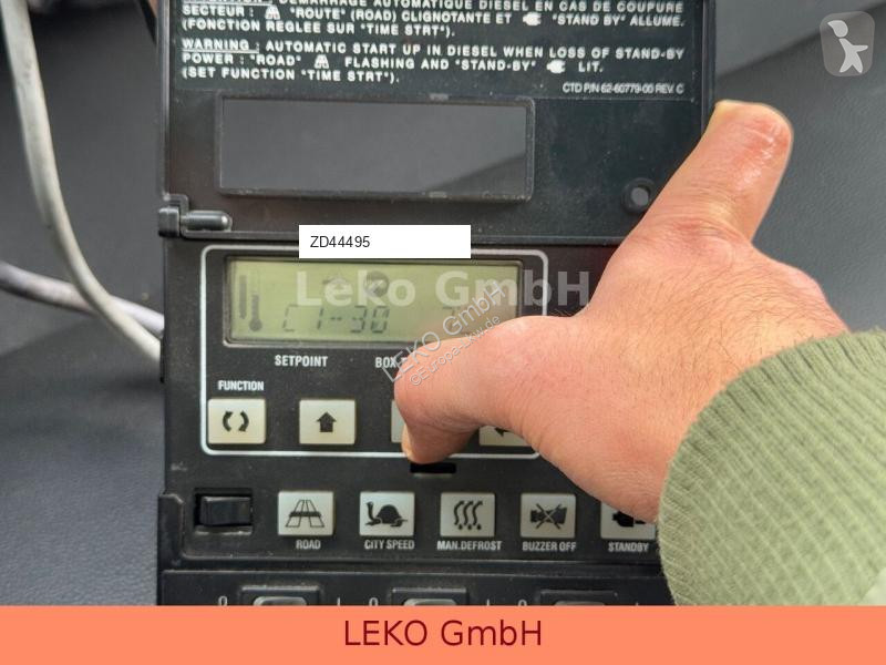 Kamion Iveco 120E220 Mit Carrier Sp 850 Mt