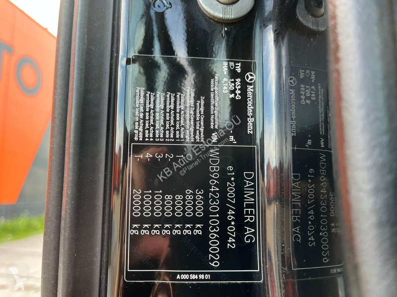 Kamion Mercedes 3253 8x4 2019