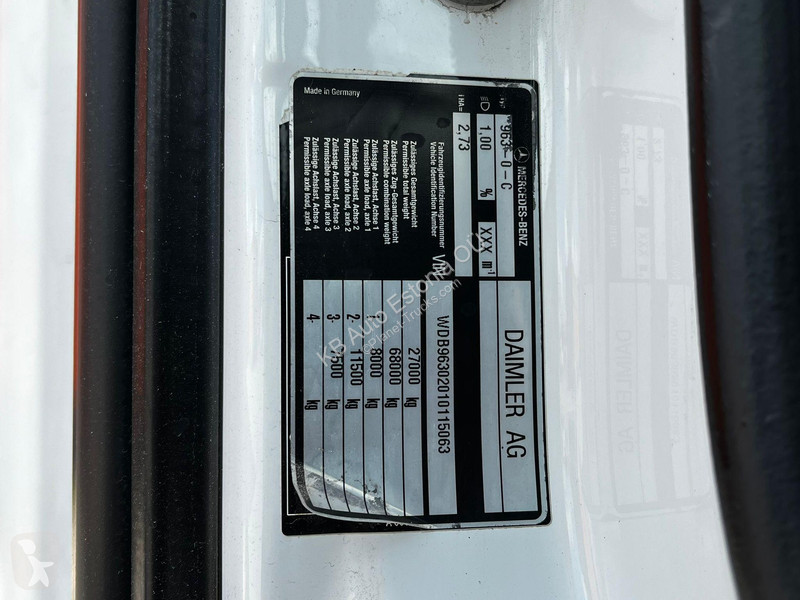 Camion Mercedes 6x2*4 BOX L=7401mm