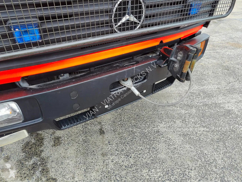 Camión Mercedes 1124 F 4x2...