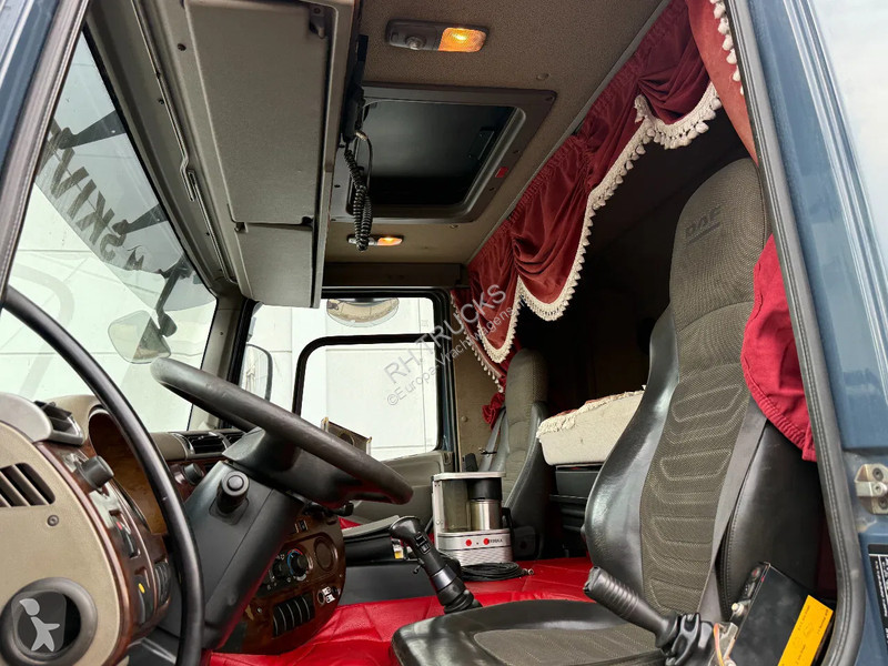 Camion DAF 85460 8X2 + YEAR 2016 HMF CRANE...