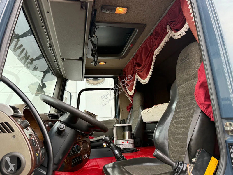 Kamion DAF 85460 8X2 + YEAR 2016 HMF CRANE...