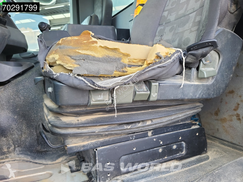 Camion Mercedes 3241 8X4 9m3 Schwing Stetter...