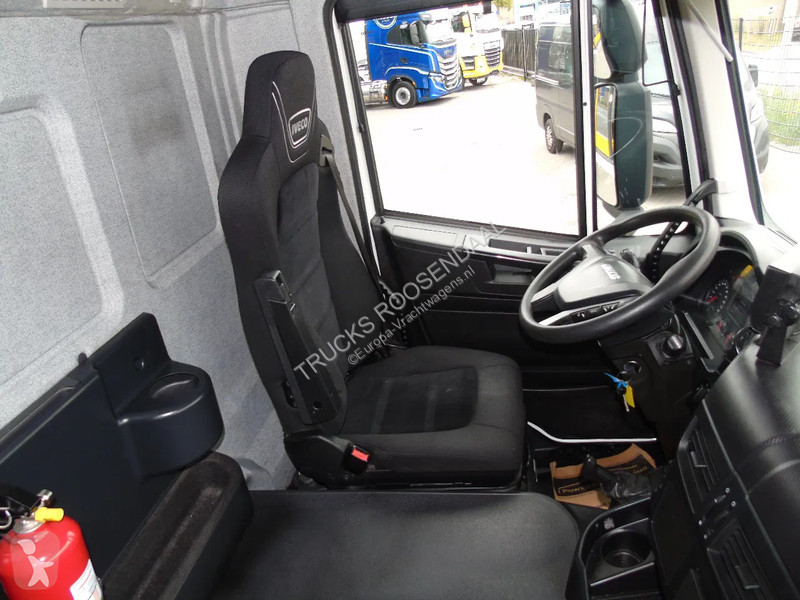 Kamion Iveco 310 + euro 6 + lift + 2x IN STOCK