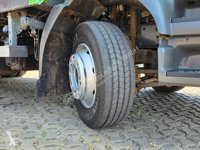 Camion Volvo FL 240