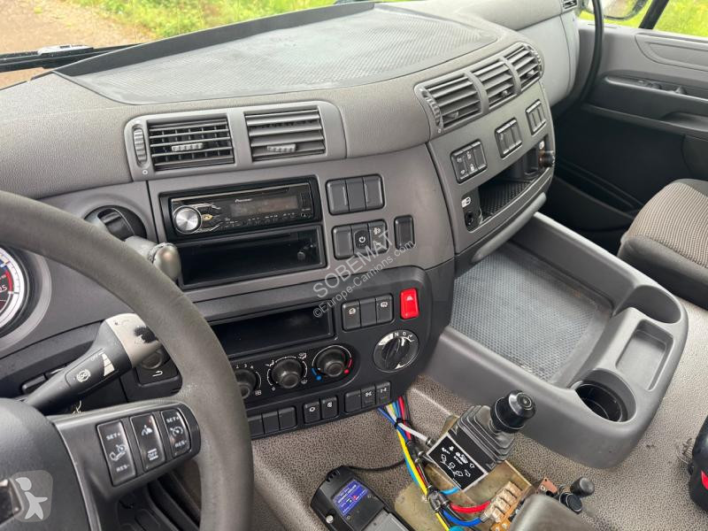 Kamion DAF 410