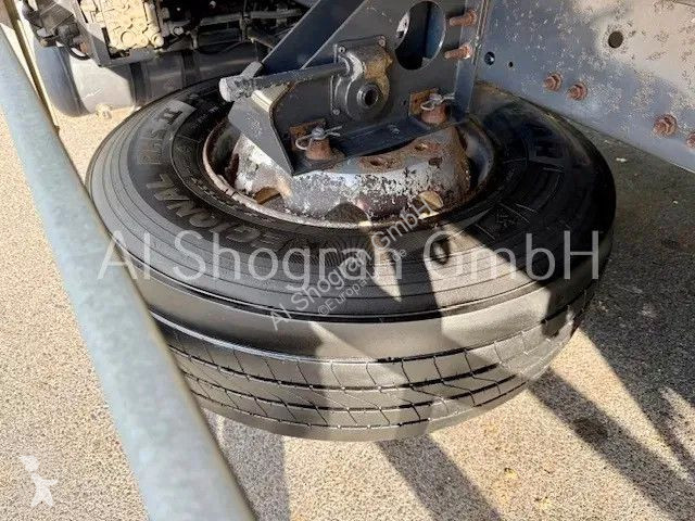 Kamion Renault 280...