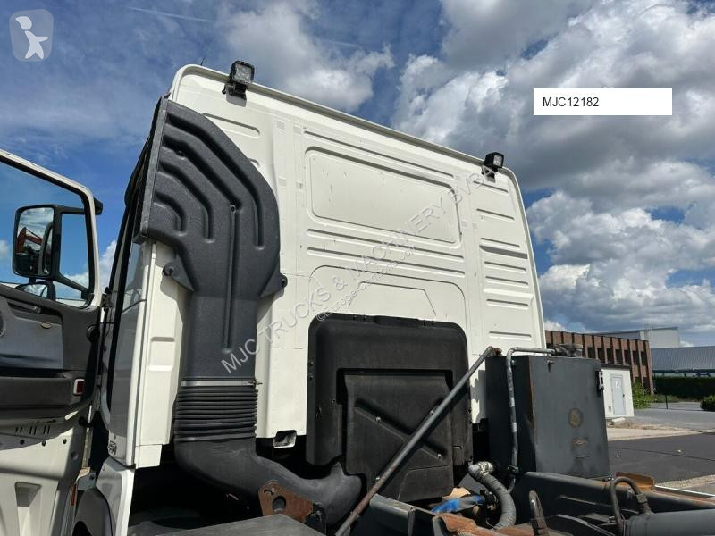 Camion Volvo 25T HOOKLIFT - 6200mm