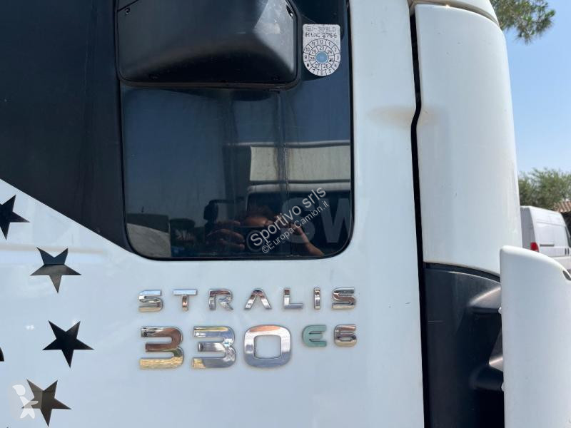 Camion Iveco AT 190 S 33