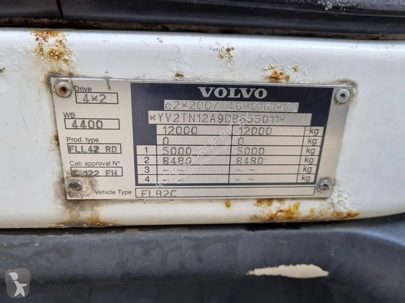 شاحنة Volvo 12240 Kuhlkoffer Carrier Supra 850...