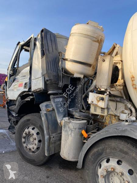 شاحنة Iveco
