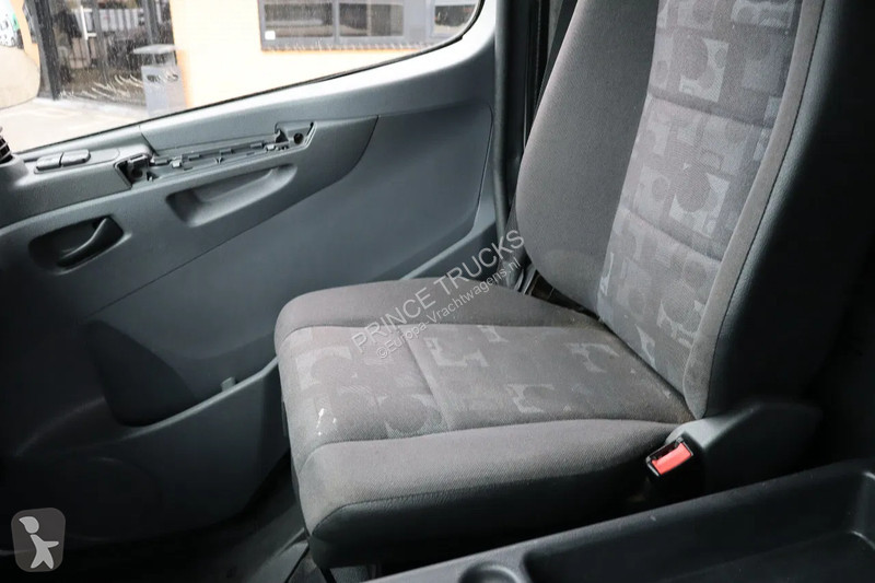 شاحنة Mercedes 1218