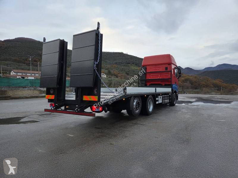 شاحنة Iveco