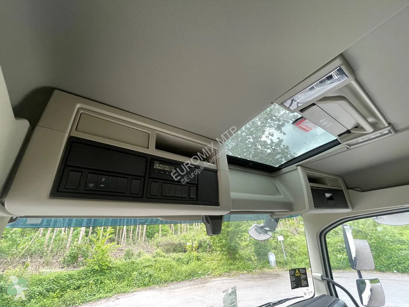 شاحنة Volvo 500 Volvo  500 8X4 Retarder...