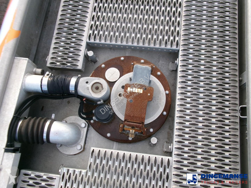 شاحنة Renault 270 dxi 4x2 fuel tank 13.6 m3 / 4...