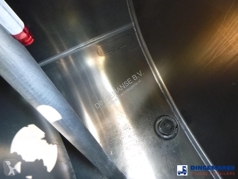 شاحنة Renault 270 dxi 4x2 fuel tank 13.7 m3 / 4...