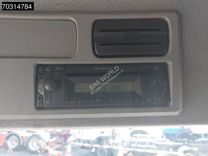 شاحنة Mercedes 1322 4X2 13tonner 1500kg...