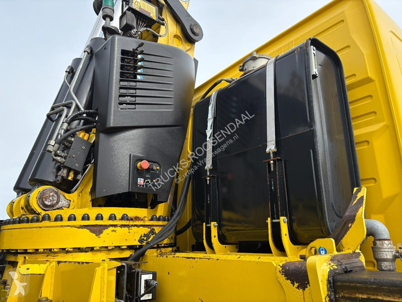 شاحنة Volvo 480 + EFFER 850 6x HYDROLIC + 8X2...