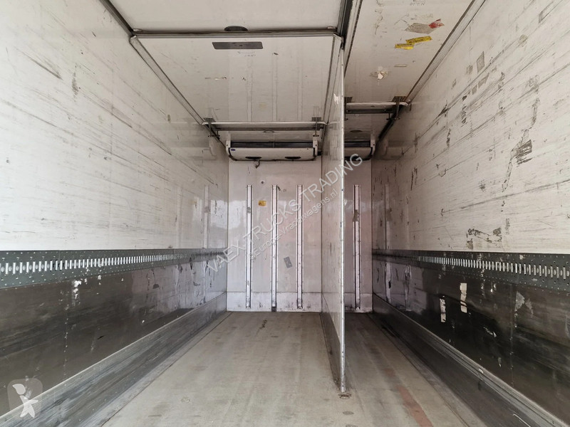 شاحنة Volvo 460 6x2 - Carrier 1250 Frigo - Full...