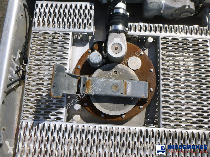 شاحنة Renault 280 dxi 4x2 fuel tank 13.6 m3 / 4...