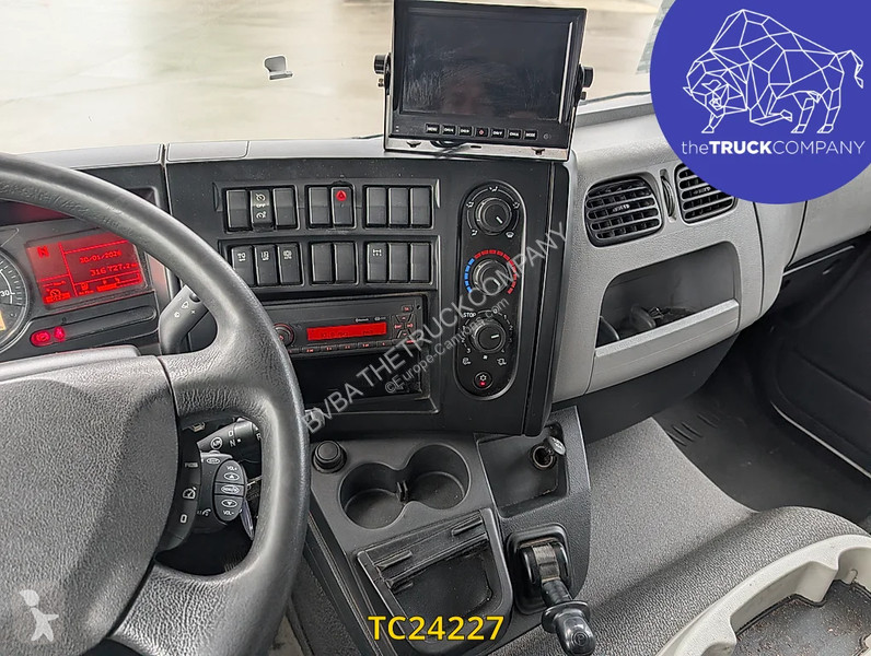 شاحنة Renault D 210