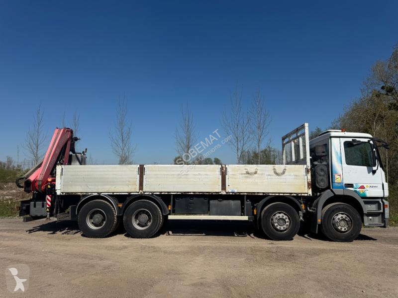 Camion Mercedes 3241
