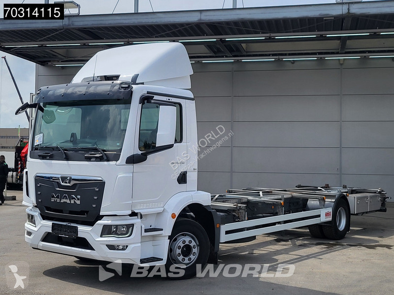 شاحنة MAN 15.250 4X2 42.000 kms! 15 tons...