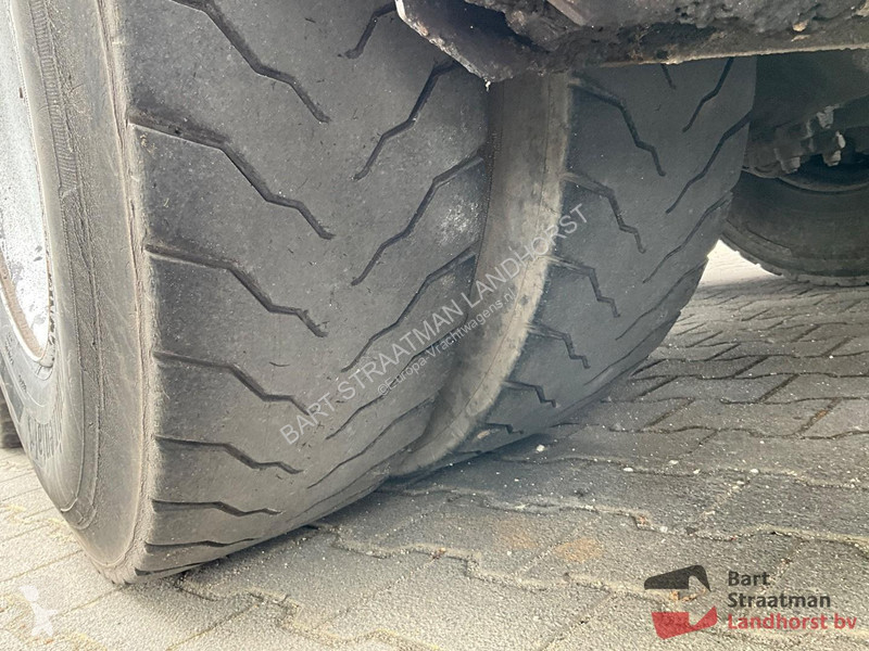 Lastbil Volvo FM 460 10x4 bladgeveerd met...