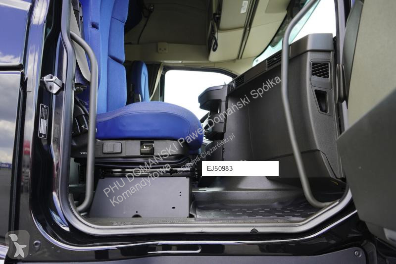 Грузовик Volvo / TANDEM,