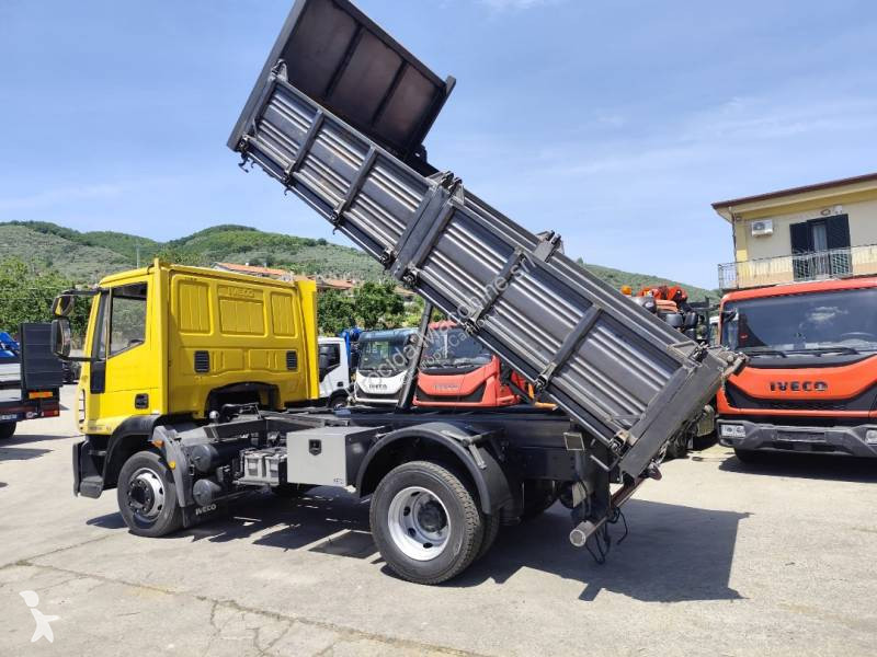 شاحنة Iveco