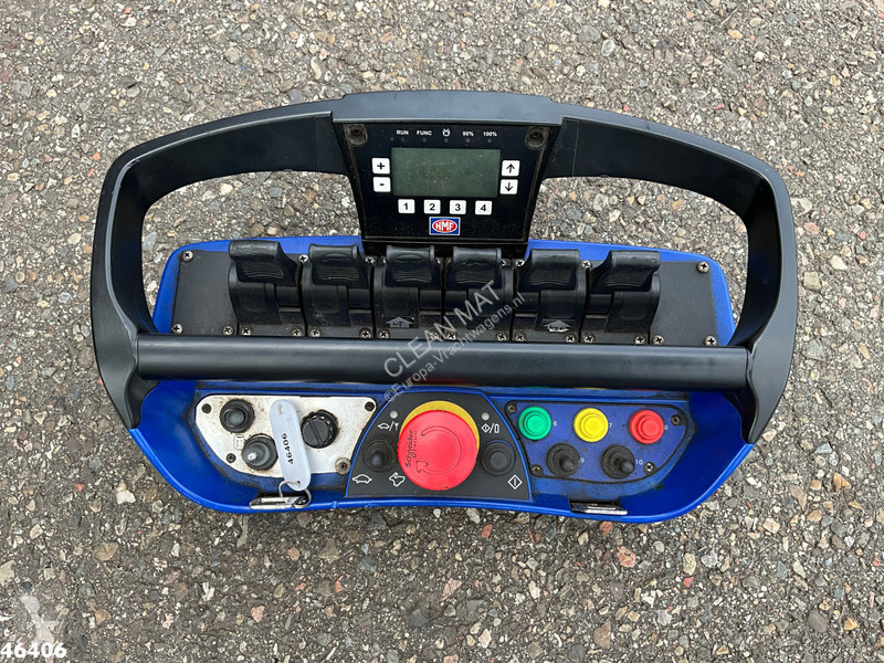 شاحنة DAF FAQ  400 8x2 Euro 6 HMF 26 Tonmeter...