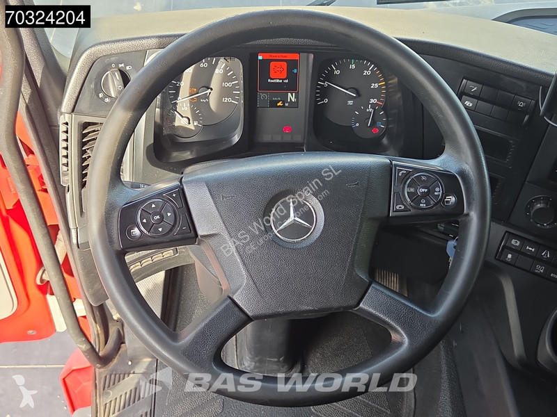 شاحنة Mercedes 1824 4X2 18 toneladas, 2000 kg,...
