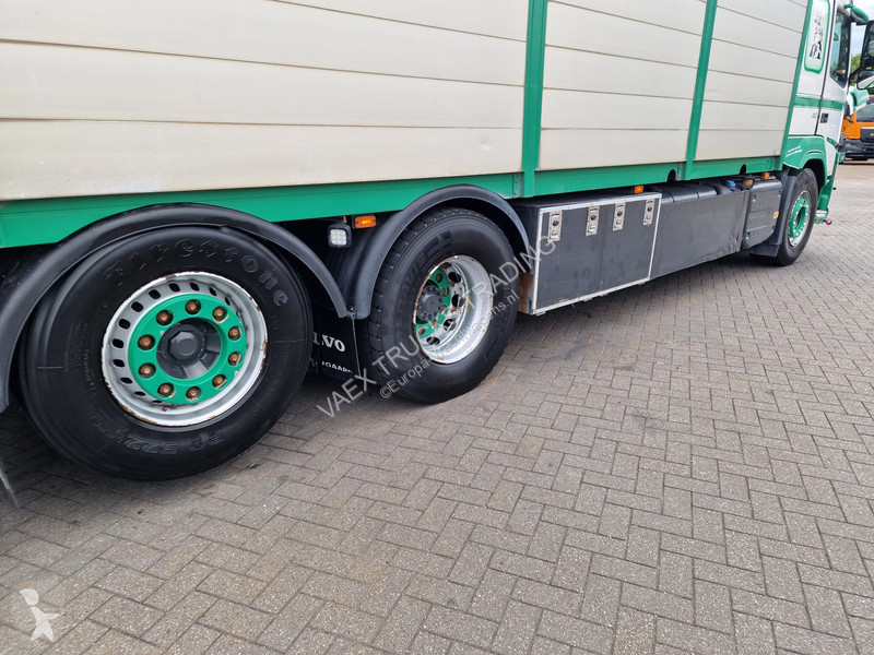شاحنة Volvo Globetrotter 6x2*4 - Livestock -...