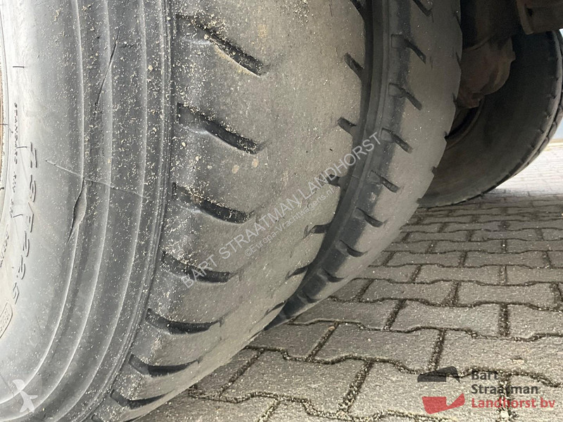 Lastbil Ginaf X5250 TS 10x4 met geisoleerde...