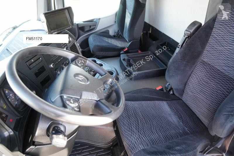 شاحنة Mercedes ANTOS 1830
