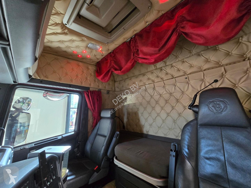 Vrachtwagen Scania R490 EFFER...