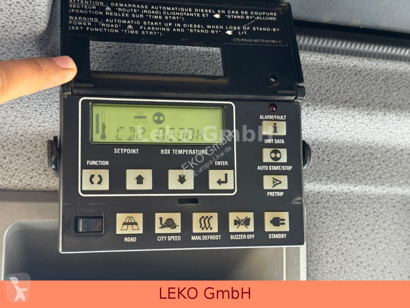 شاحنة Mercedes 1218 Mit Carrier Sp 850