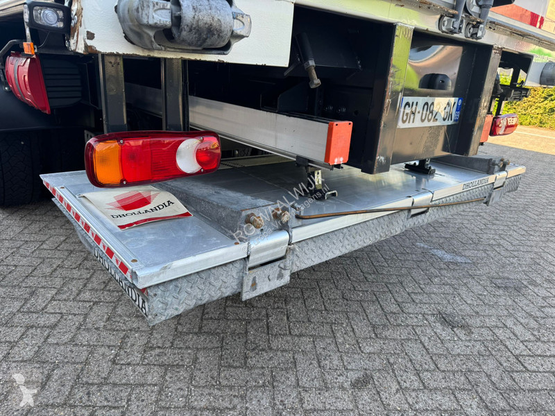 شاحنة DAF 320 19T+klep d'Hollandia 2000 KG