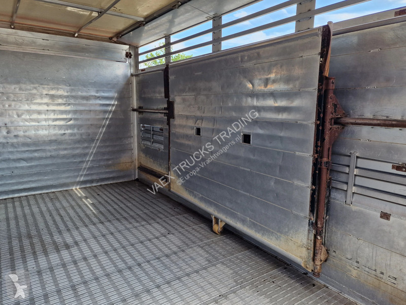 شاحنة Iveco 75.190 - Finkl Livestock 1 deck -...