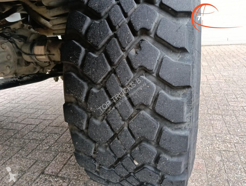 شاحنة Mercedes U 5000 4x4 - (type 437.4) 4000...