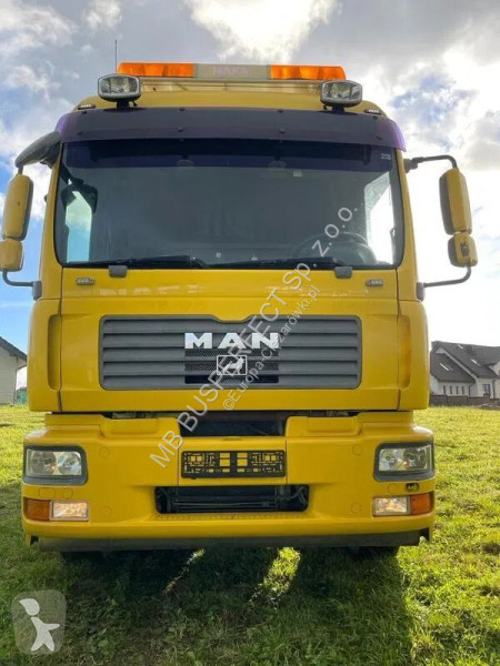 Vrachtwagen MAN TGM 18.330