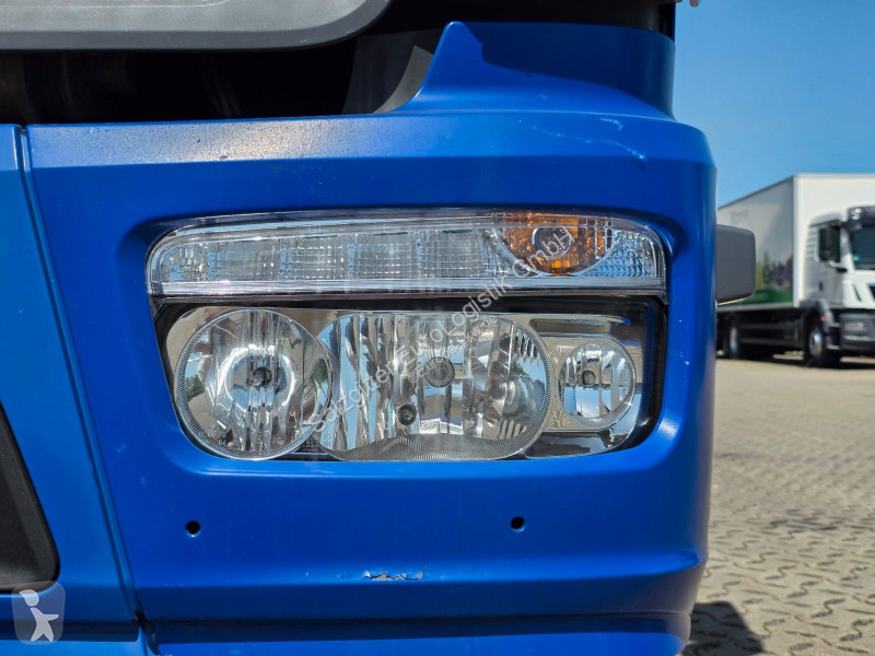 شاحنة Mercedes 1230